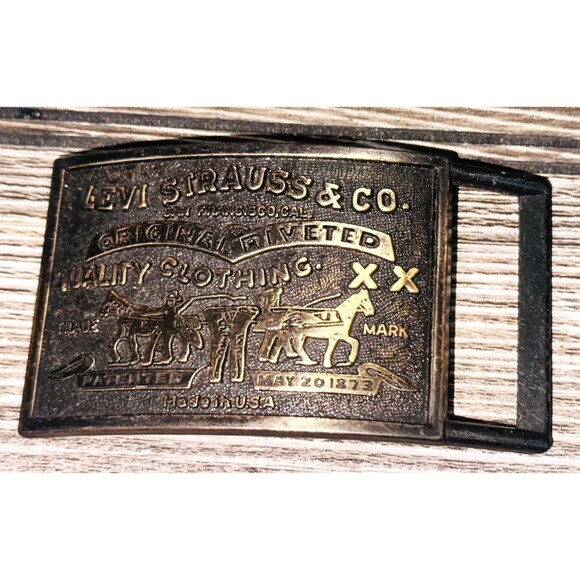 Levi Strauss & Co. Vintage Bronze Tone Belt Buckle Original Riveted - Picture 1 of 2
